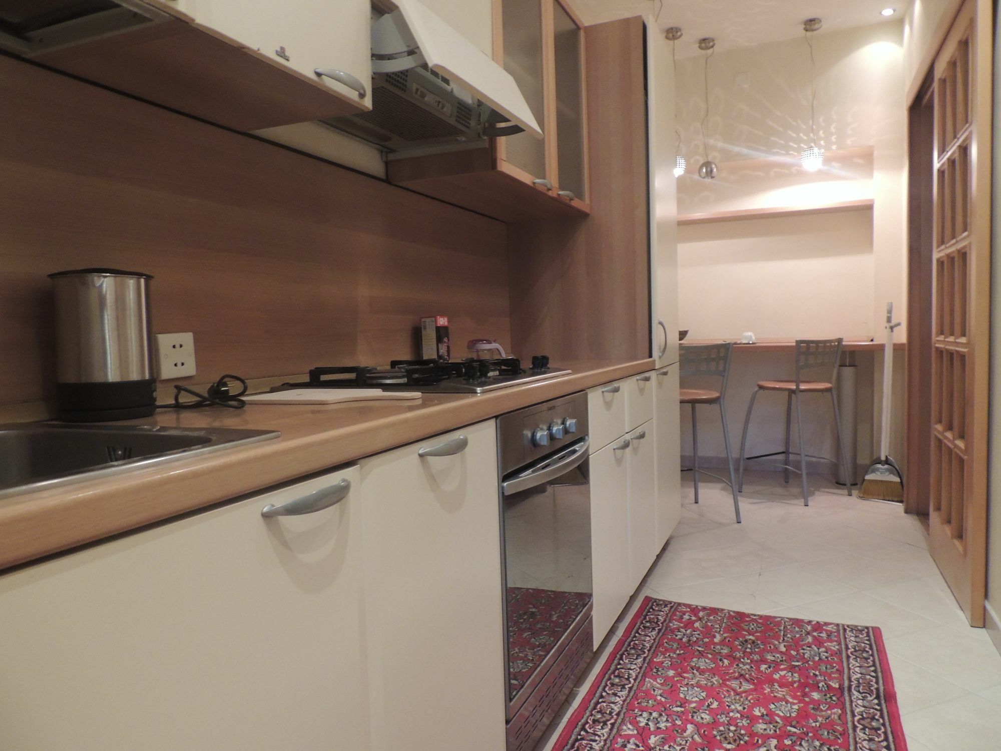 Clock Tower Apartment In 巴库 外观 照片